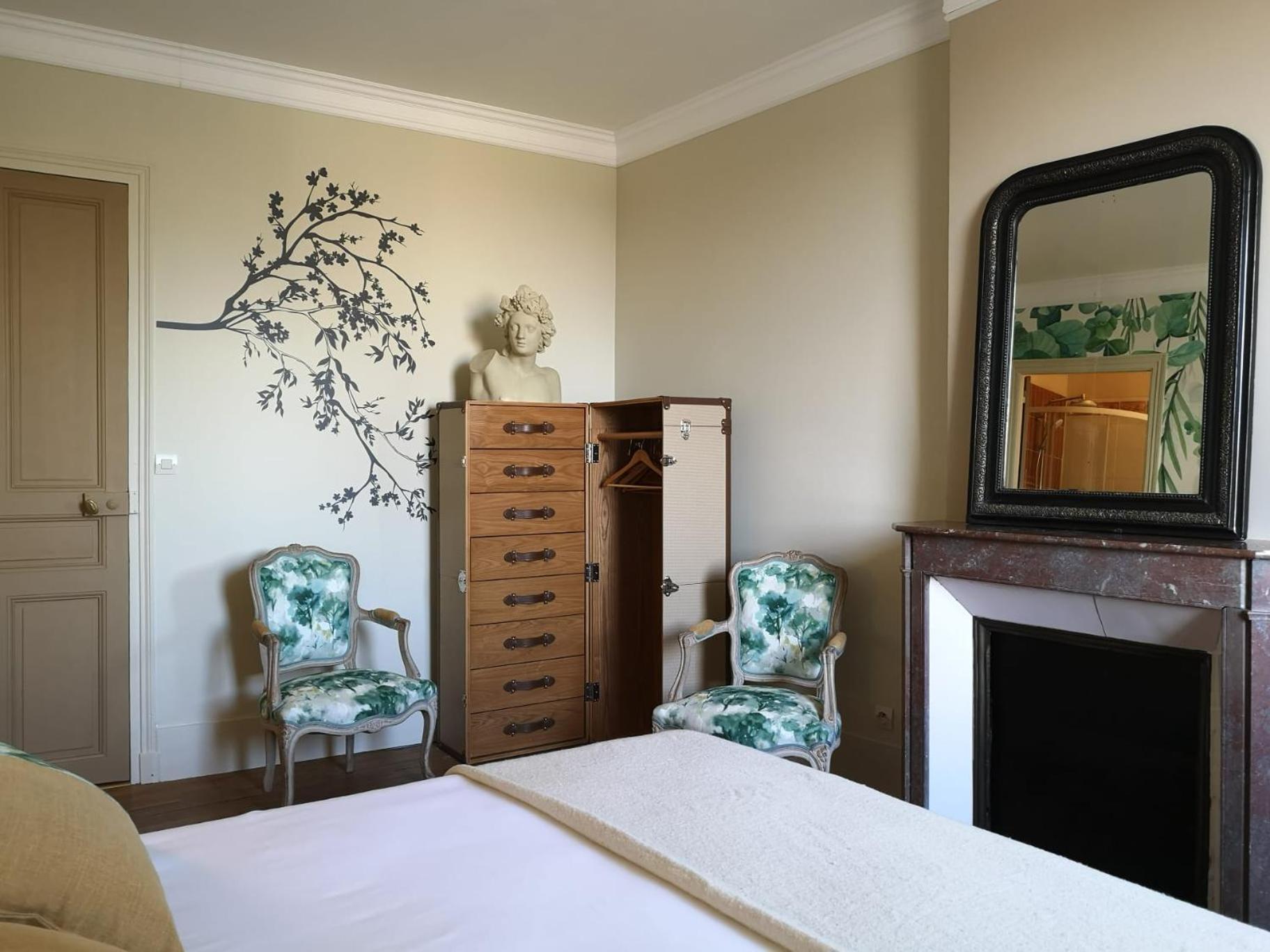 Les Visages Des Tournelles Bed and Breakfast Ρενς Εξωτερικό φωτογραφία